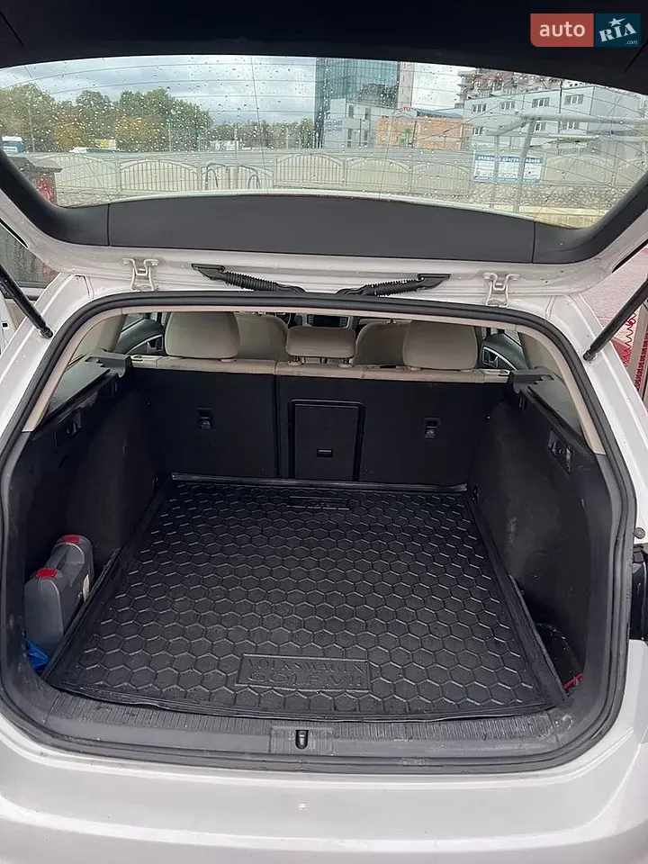 Volkswagen Golf 2015 photo 2
