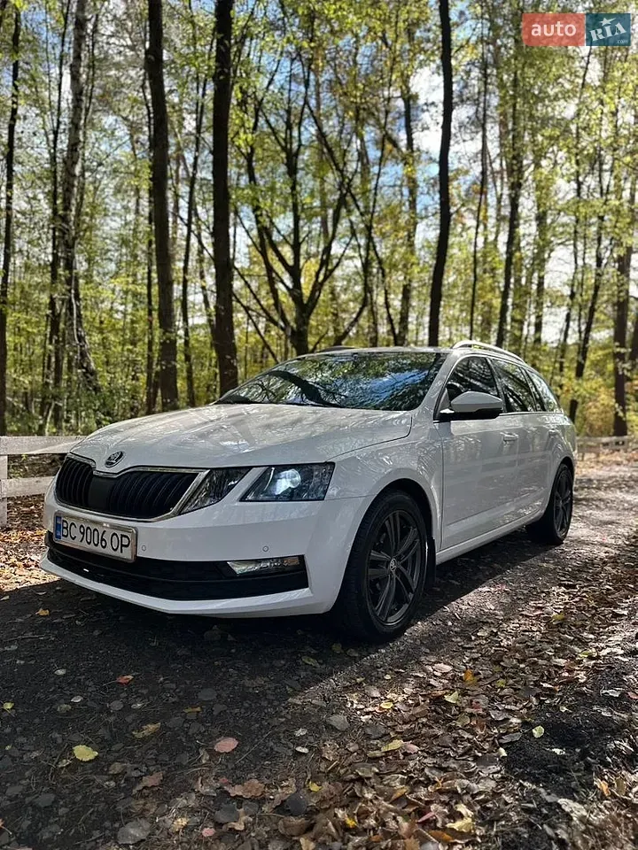 Skoda Octavia 2018 photo 2