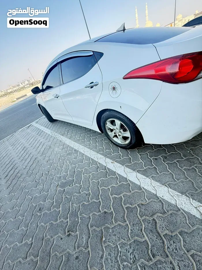 Hyundai Avante 2012 photo 3
