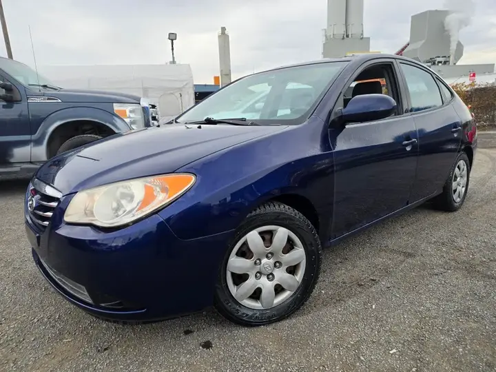 Hyundai Elantra 2010 photo 2