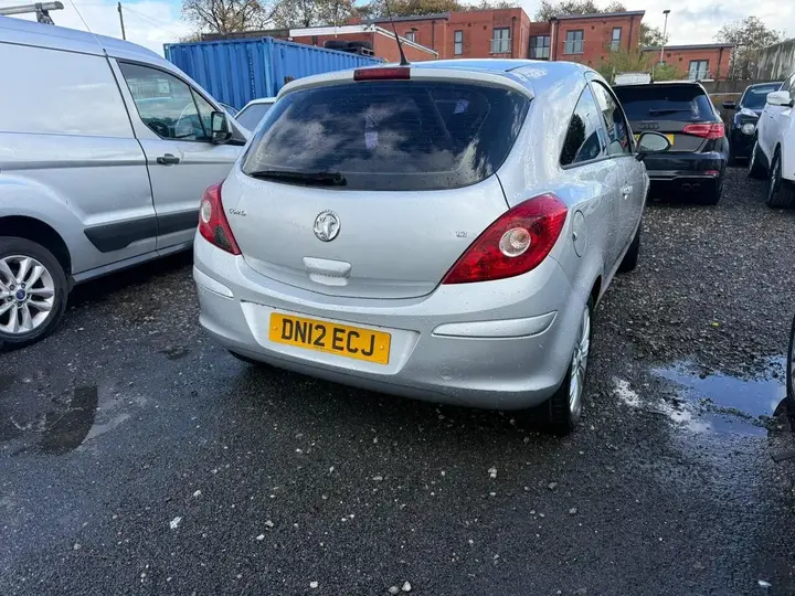 Vauxhall Corsa 2012 photo 5