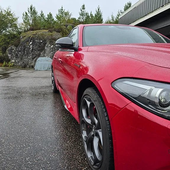 Alfa Romeo Giulia 2020 photo 5
