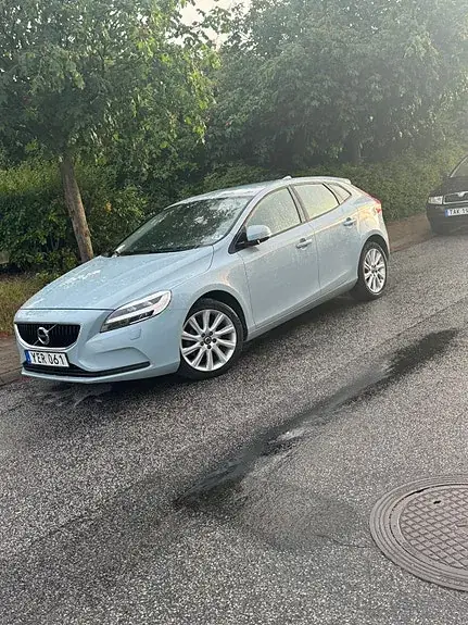 Volvo V40 2017 photo 2