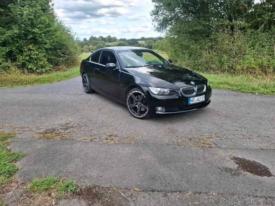 BMW 325I E92