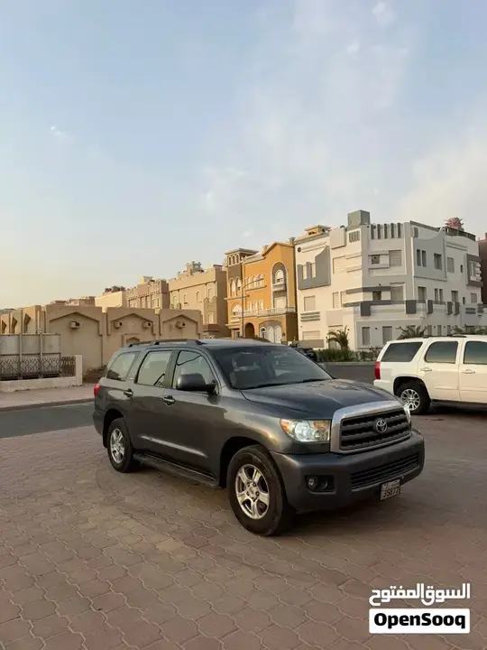 Toyota Sequoia