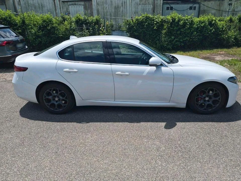 Alfa Romeo Giulia