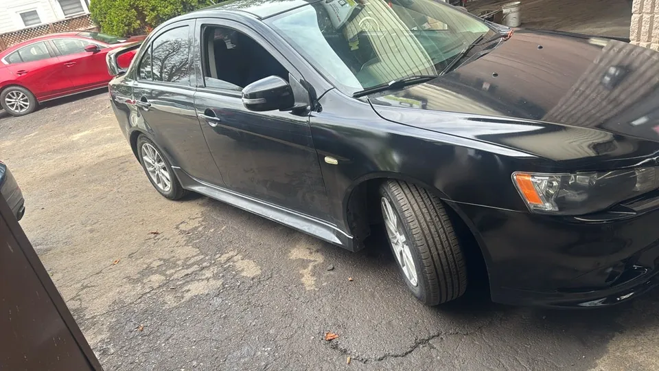 Mitsubishi Lancer 2015 photo 2
