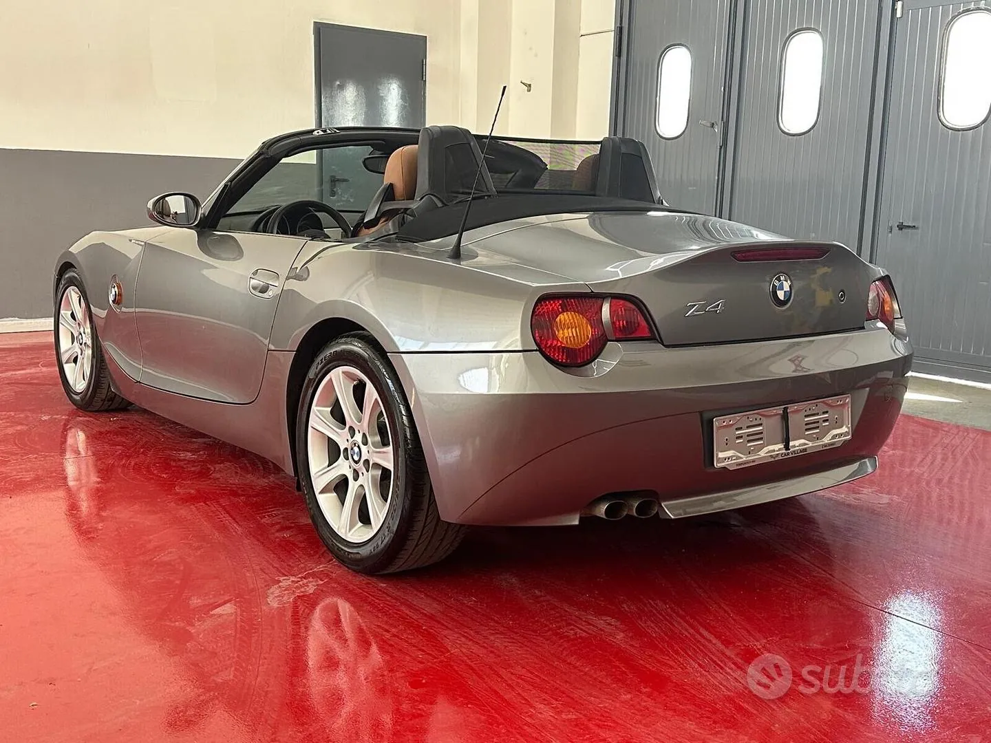 BMW Z4 2004 photo 2