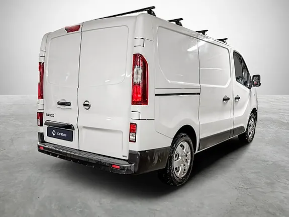 Nissan Nv300 2017 photo 5