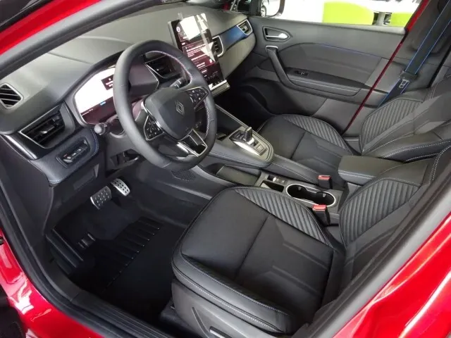 Renault Captur 2026 photo 3