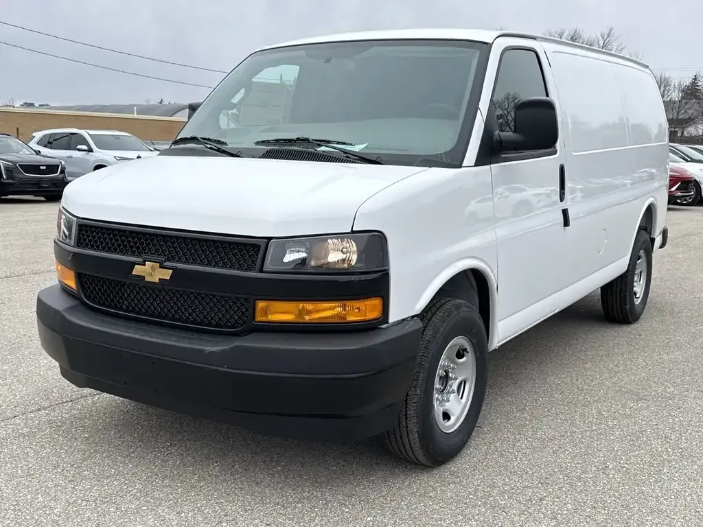 Chevrolet Express 2500 2026 photo 4