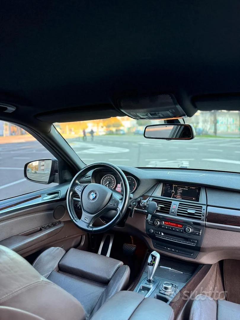 BMW X5M 2011 photo 5