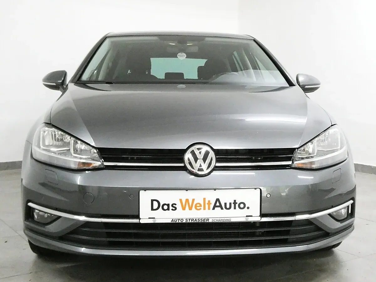Volkswagen Golf 2019 photo 2
