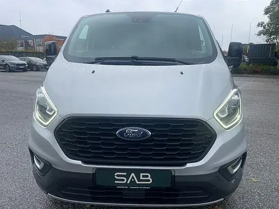 Ford Transit Custom 300L 2022 photo 2
