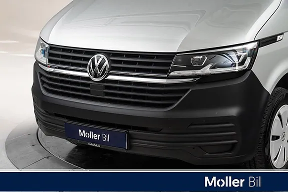 Volkswagen Transporter 2022 photo 2