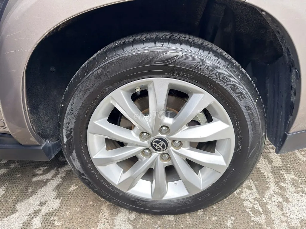 Toyota Innova Cross 2024 photo 4