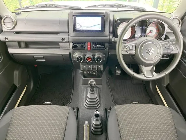 Suzuki Jimny 2024 photo 2