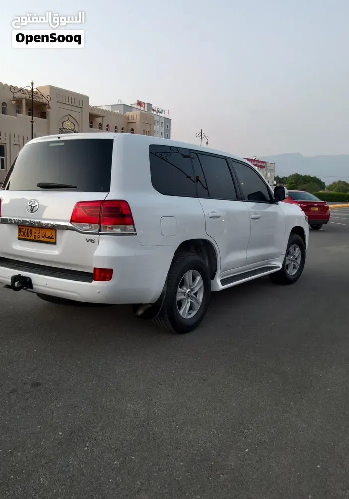 Toyota Land Cruiser Gxr