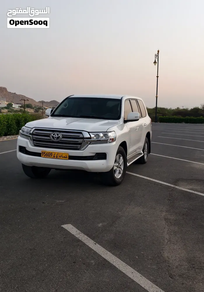 Toyota Land Cruiser Gxr 2019 photo 4