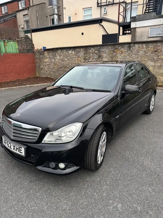 Mercedes-Benz C-Class 2012 photo 3