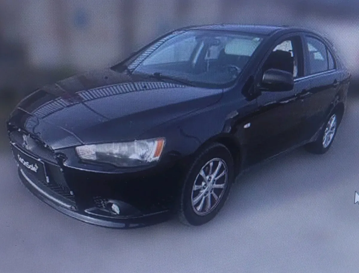 Mitsubishi Lancer 2011 photo 2