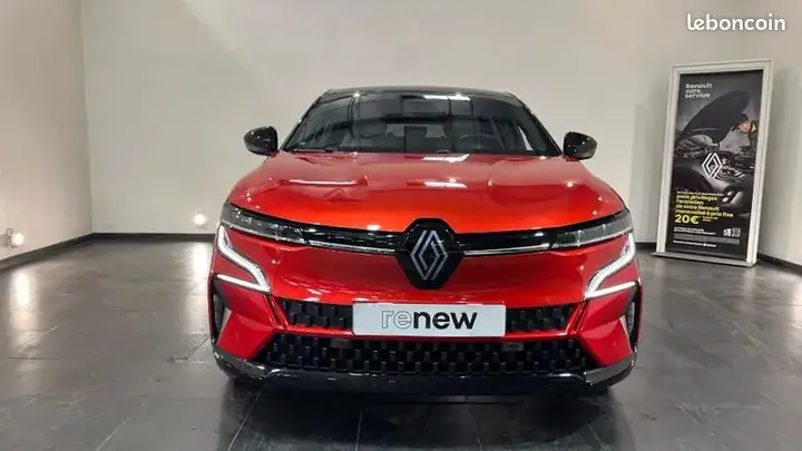 Renault Megane 2023 photo 2
