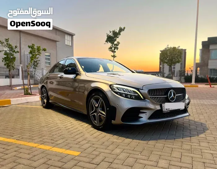 Mercedes-Benz C-Class 2020 photo 3