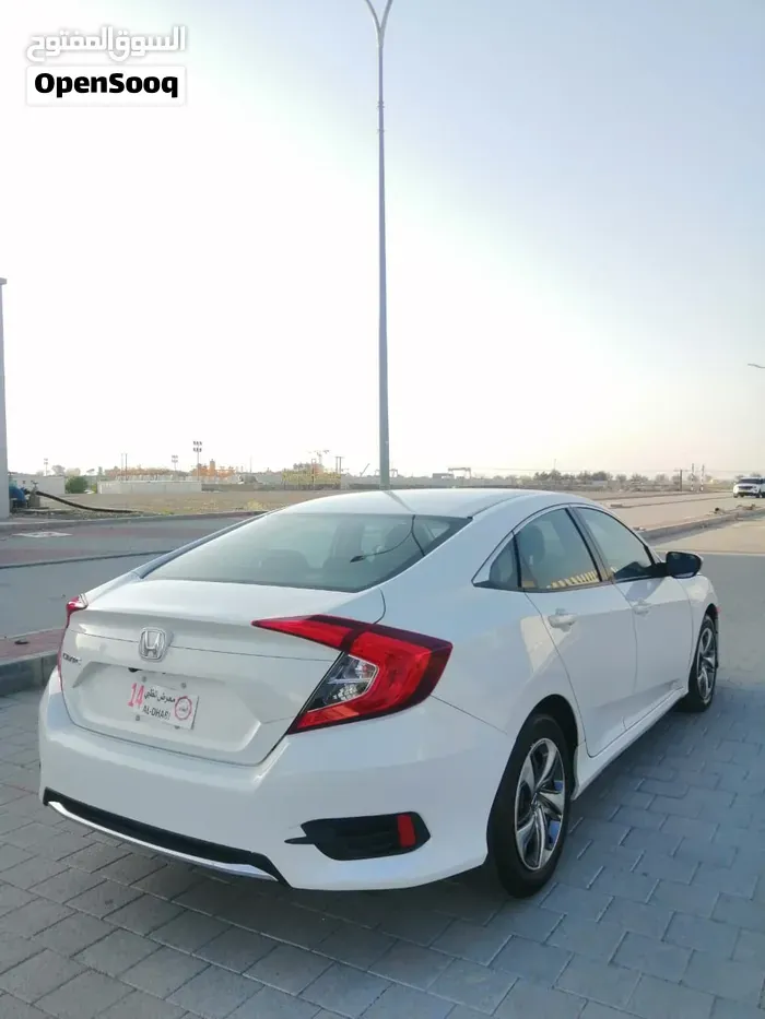 Honda Civic 2019 photo 4