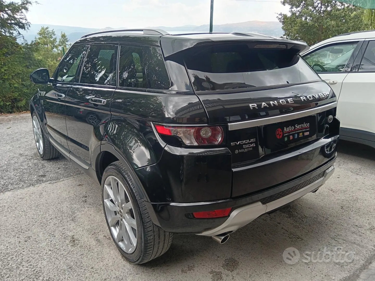 Land Rover Evoque 2015 photo 3