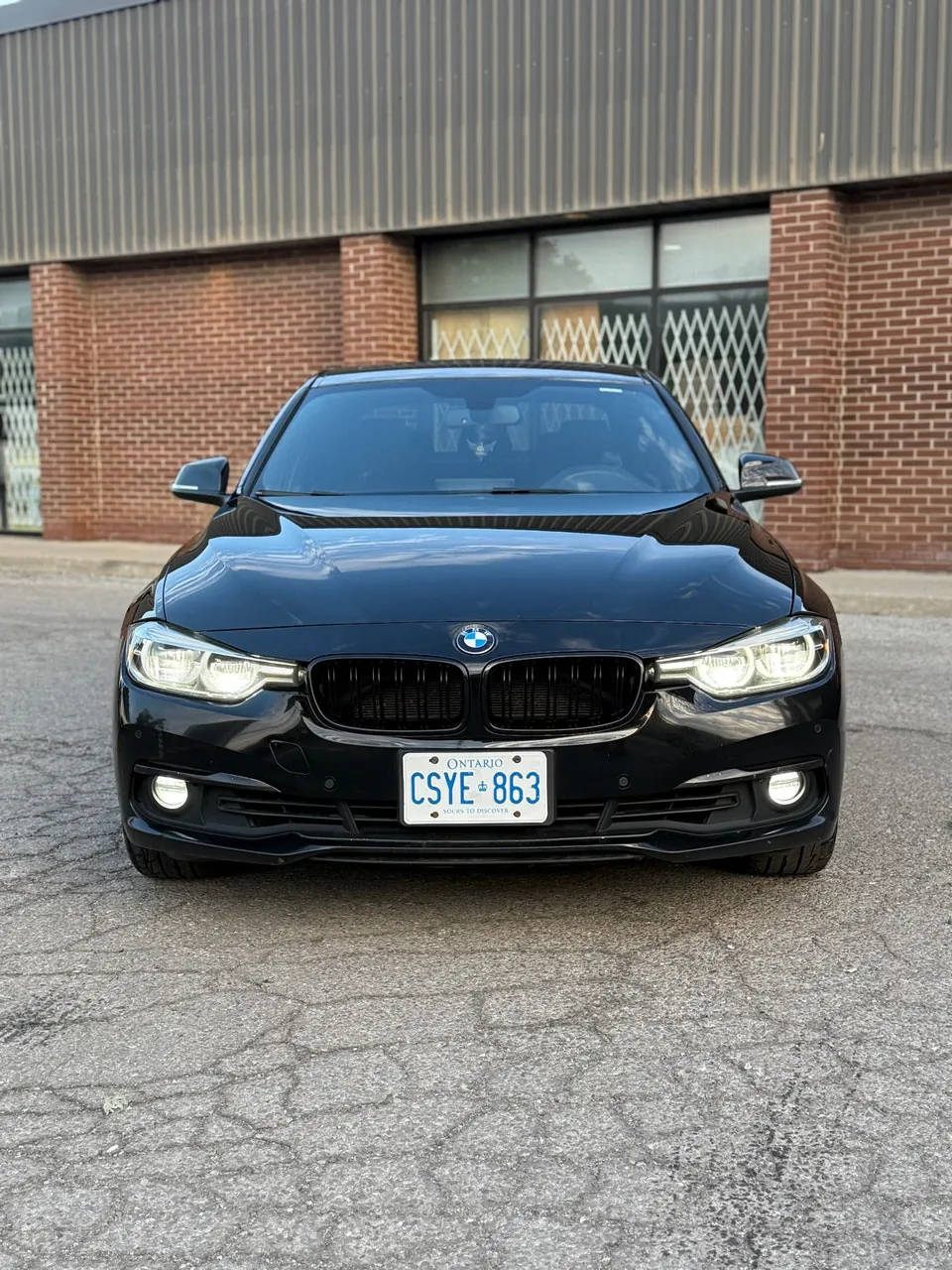 BMW 3 Series 2017 photo 2