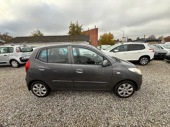 Hyundai I10 2013 photo 4