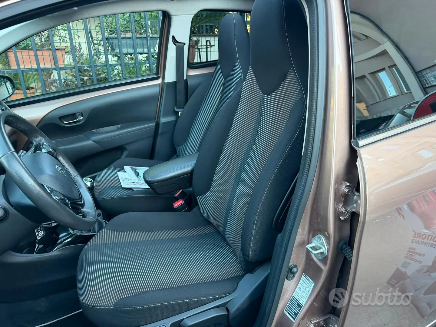 Peugeot 108 2015 photo 5