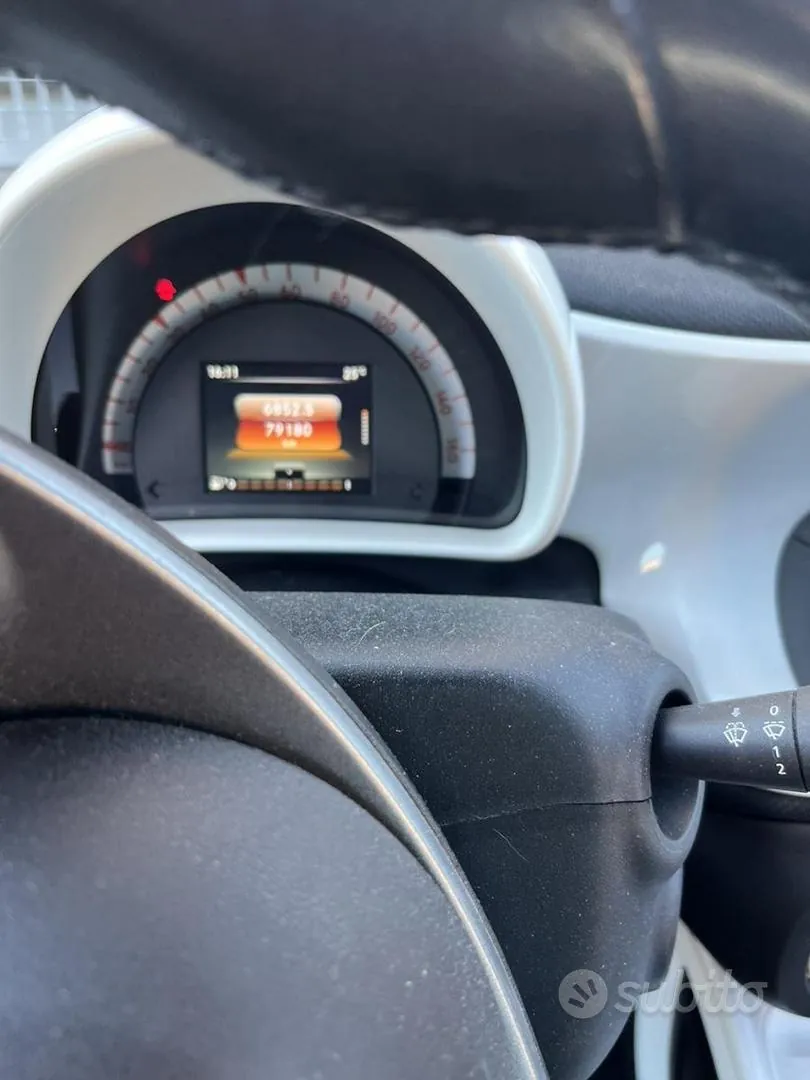 Smart Fortwo 2015 photo 4