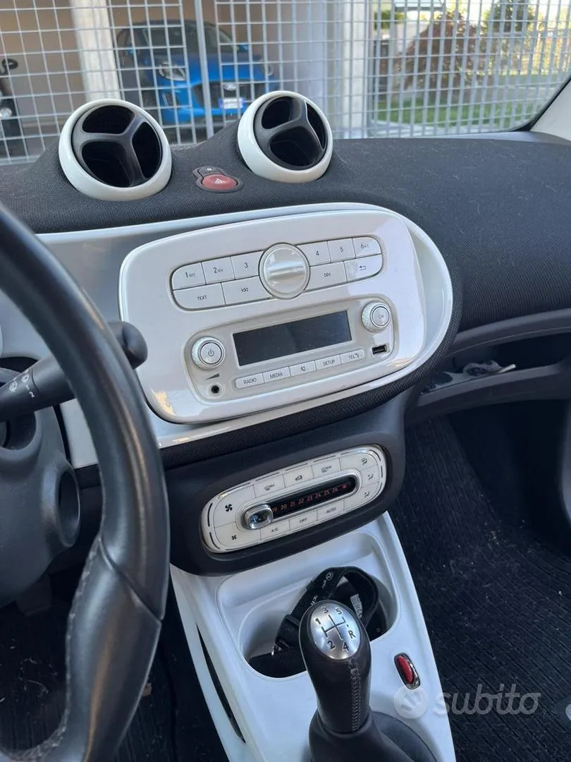 Smart Fortwo 2015 photo 3