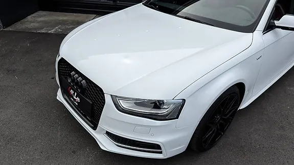 Audi S4 2012 photo 2
