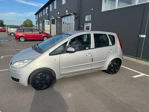 Mitsubishi Colt 2007 photo 3