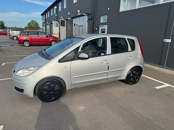Mitsubishi Colt 2007 photo 5
