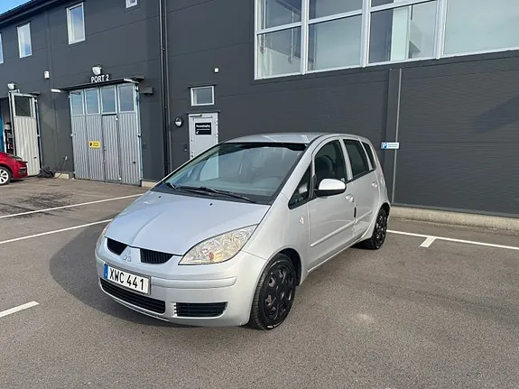 Mitsubishi Colt 2007 photo 2