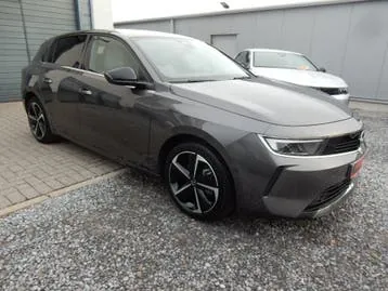 Opel Astra 2023 photo 3