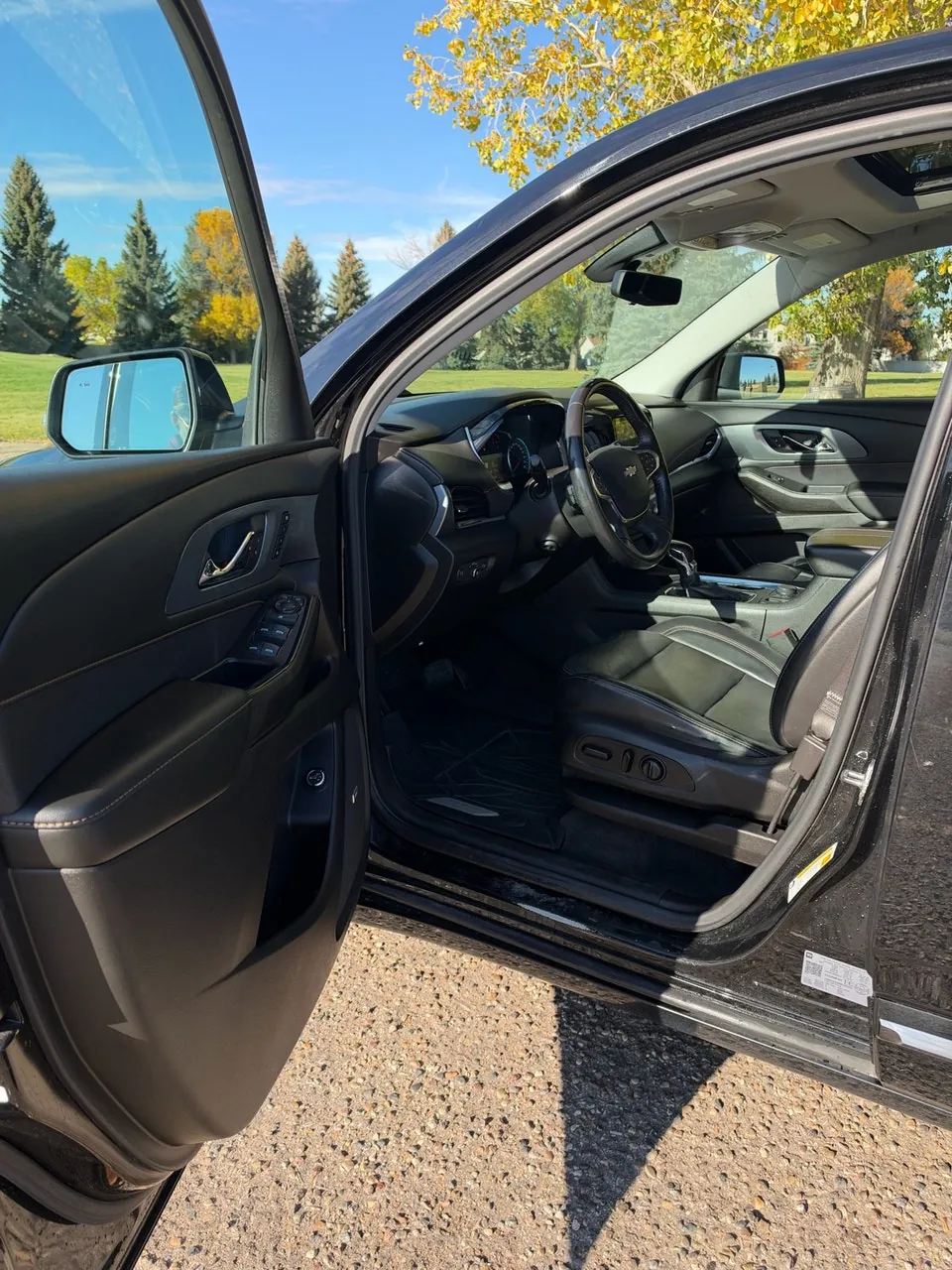 Chevrolet Traverse 2021 photo 4