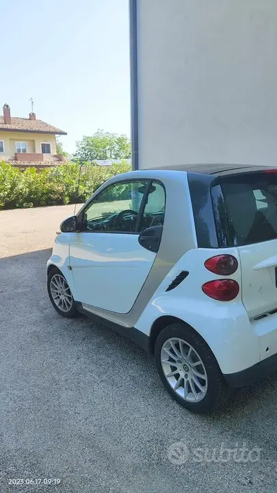 Smart Fortwo 2009 photo 3