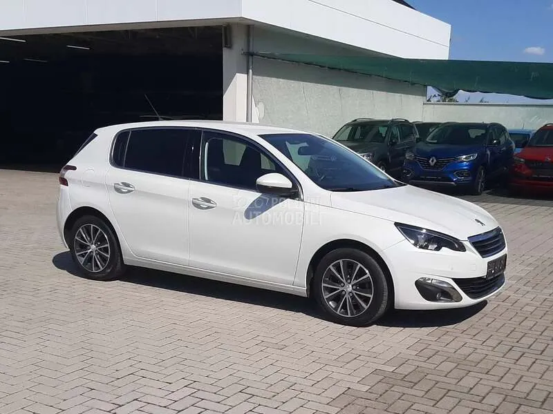 Peugeot 308 2013 photo 2