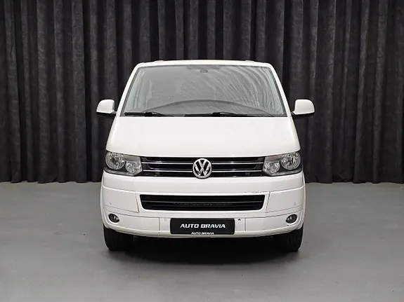 Volkswagen Caravelle 2011 photo 2