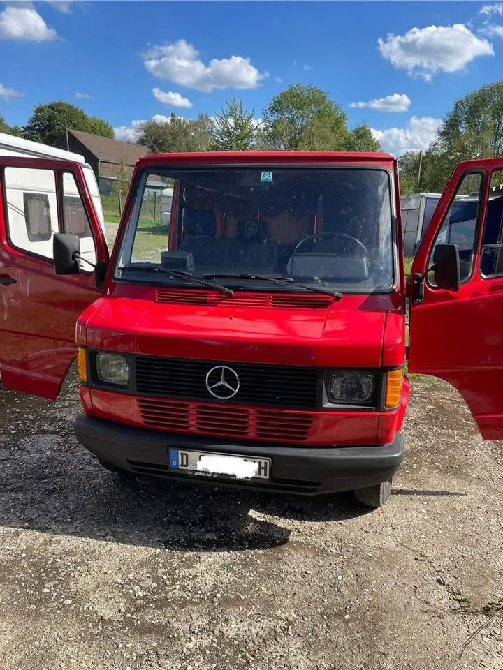 Mercedes-Benz T1