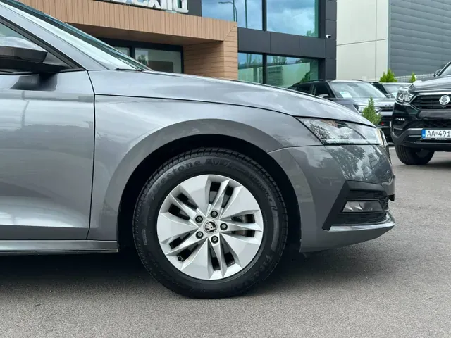 Skoda Octavia 2023 photo 4
