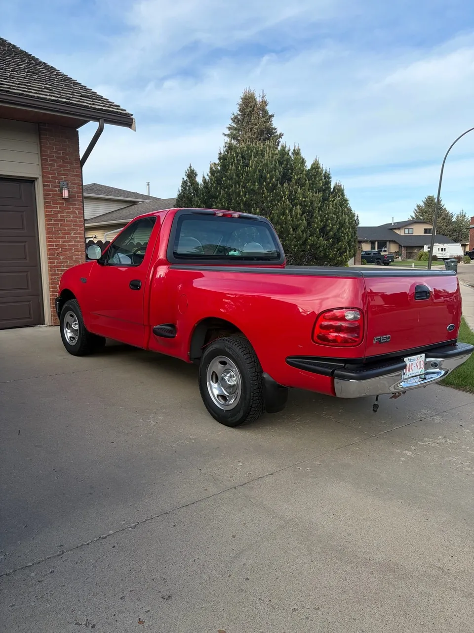Ford F-150 2000 photo 2