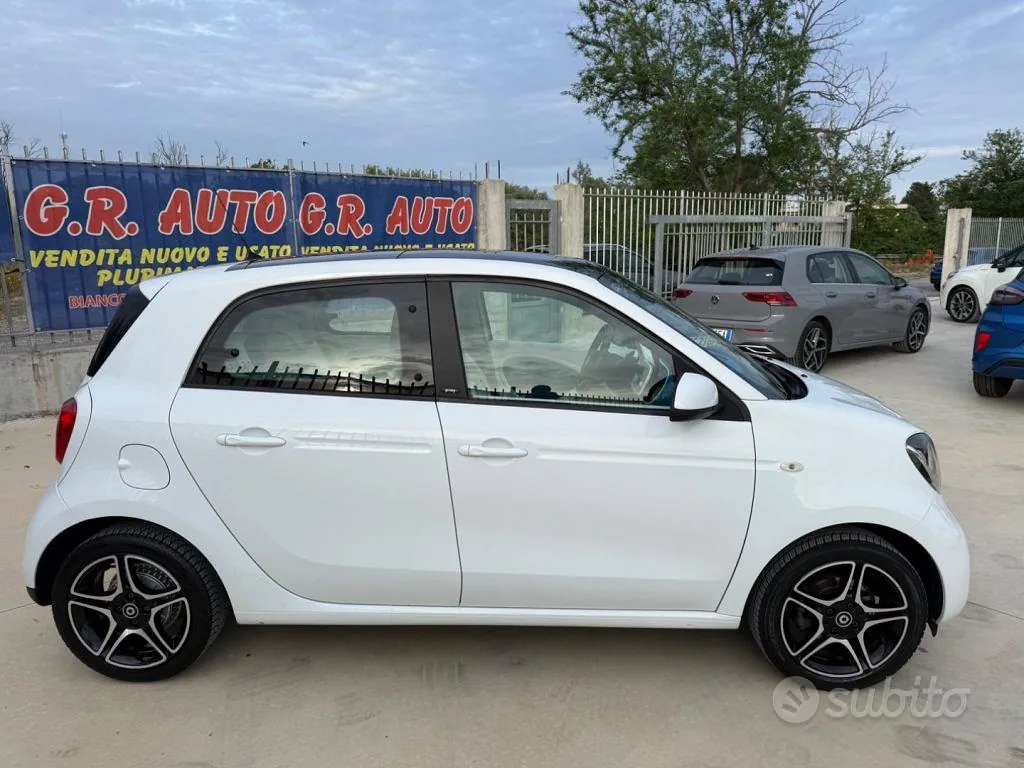 Smart Forfour 2015 photo 5