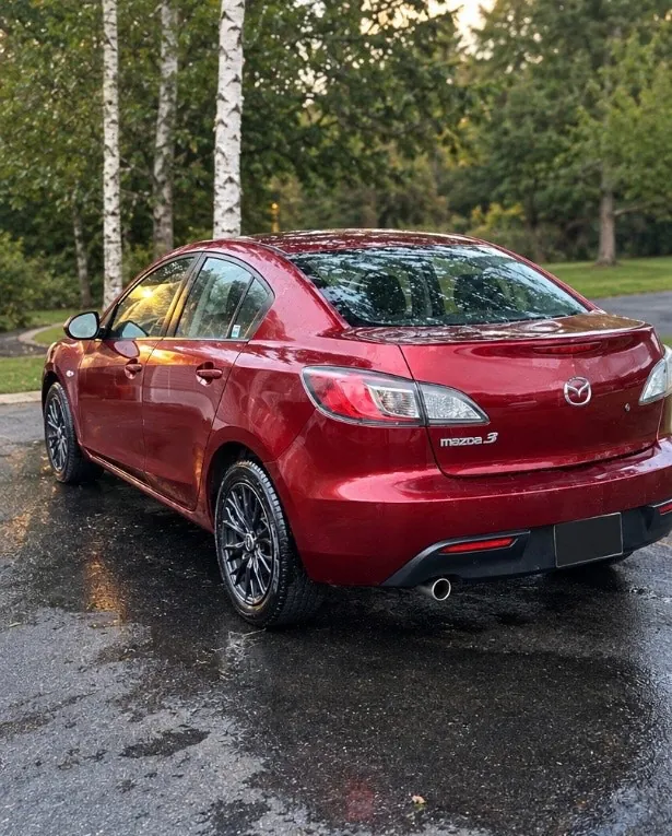 Mazda 3 2010 photo 3