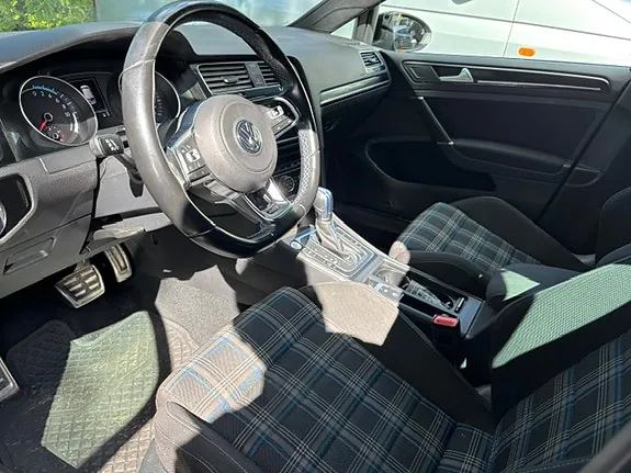 Volkswagen Golf 2016 photo 5