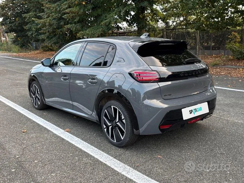 Peugeot 208 2025 photo 3